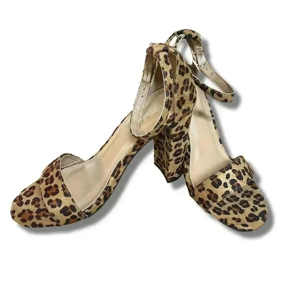 A New Day Women's Square Toe Pumps Animal Print Block Heel Size 6 - Picture 2 of 6